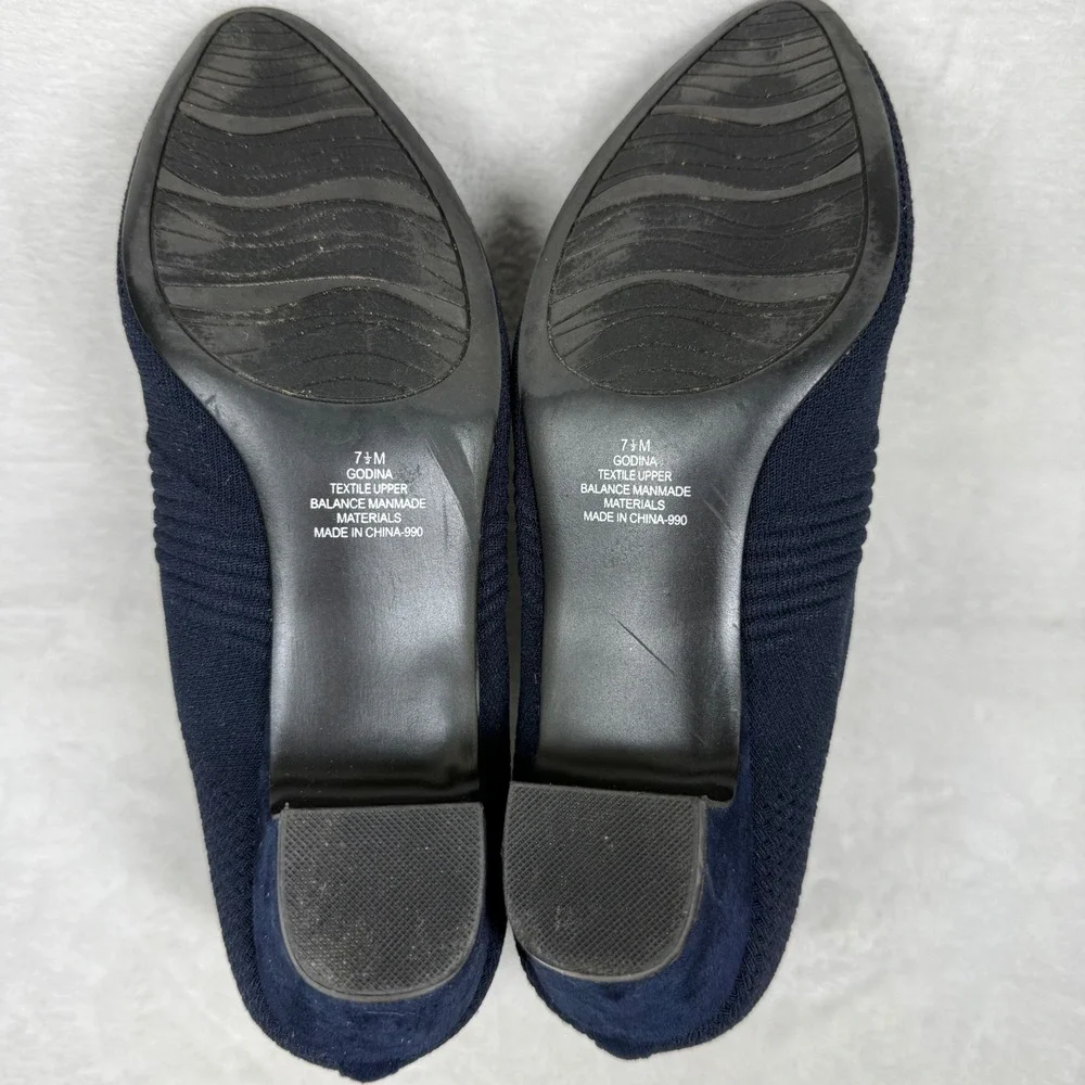 Impo Navy Blue Stretch Knit Sock Bootie Kitten Heel Pointed Toe Memory‎ Foam 7.5